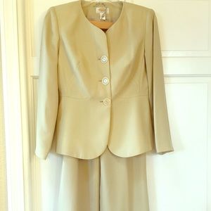 Talbots Petite size 2 Blazer/Jacket and Slacks set
